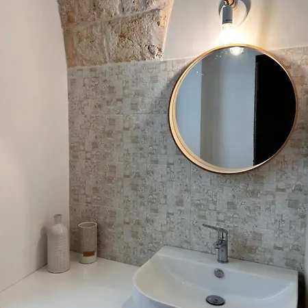 Pensionat 5 - Palazzo Antico 3*
