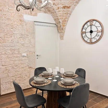 Gasthuis 5 - Palazzo Antico 3*